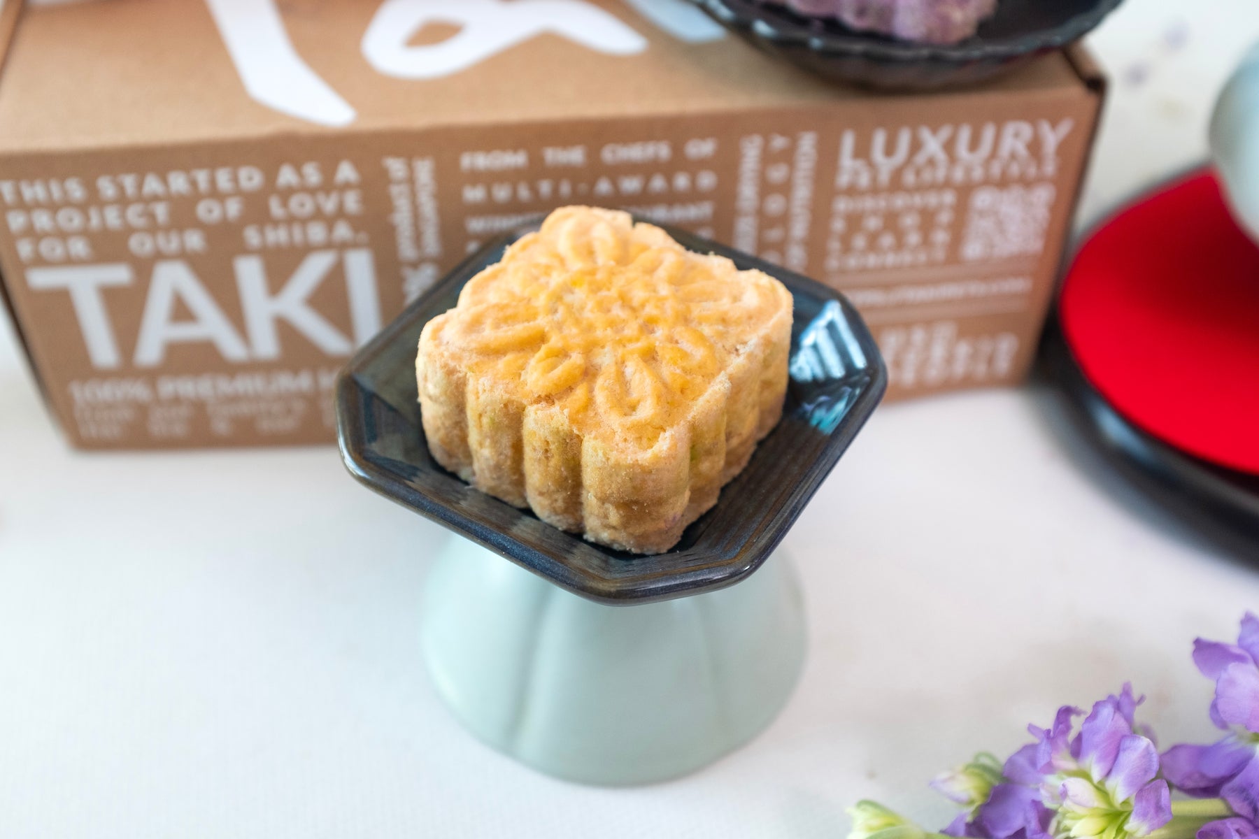 TAKI Moon Box - 2024 edition (4 x Freeze Dried Mooncakes)